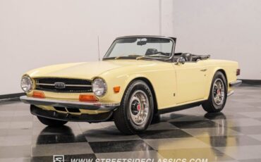 Triumph-TR-6-1970-5