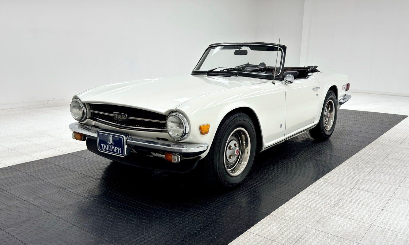 Triumph-TR-6-1975-1