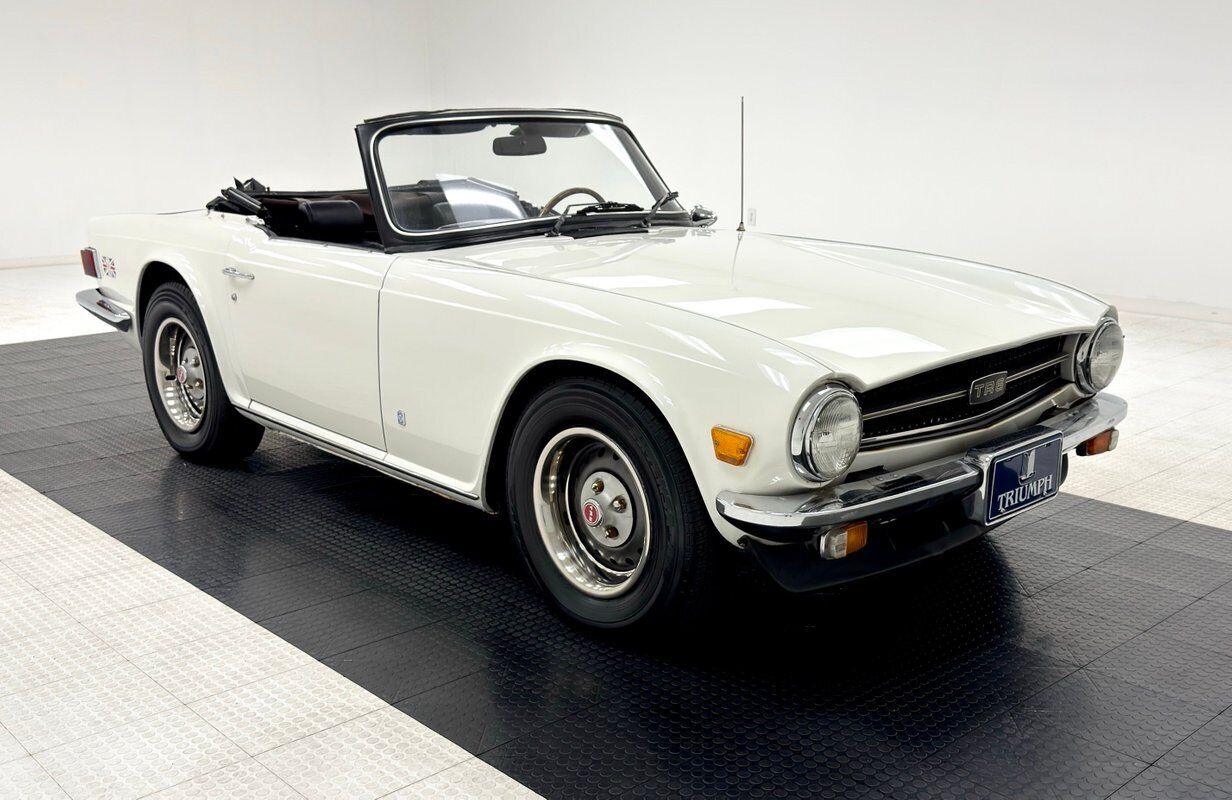 Triumph-TR-6-1975-9