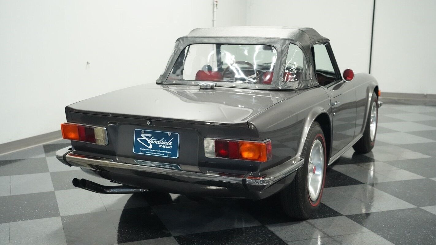 Triumph-TR-6-Cabriolet-1976-10