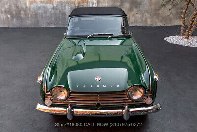 Triumph-TR4A-1966-8