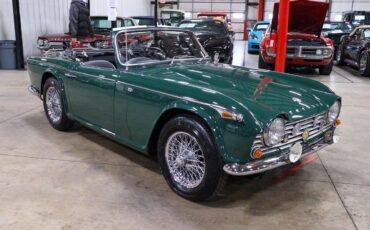 Triumph-TR4A-Cabriolet-1965-10