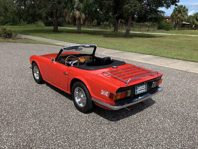 Triumph-TR6-1972-3