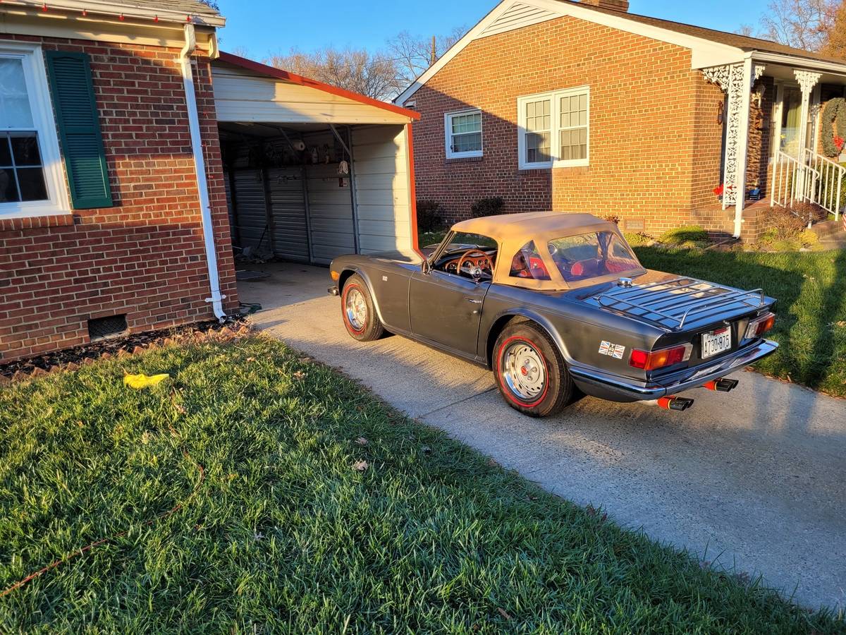 Triumph-Tr-6-1971-1