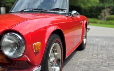 Triumph-Tr6-1974-1