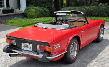 Triumph-Tr6-1974-4