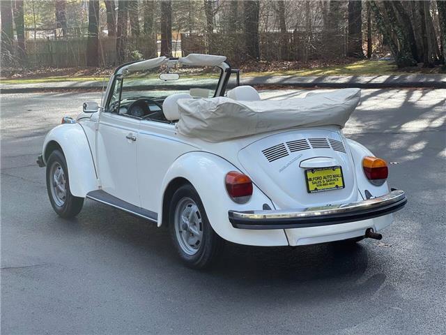 Volkswagen-Beetle-Cabriolet-1977-4