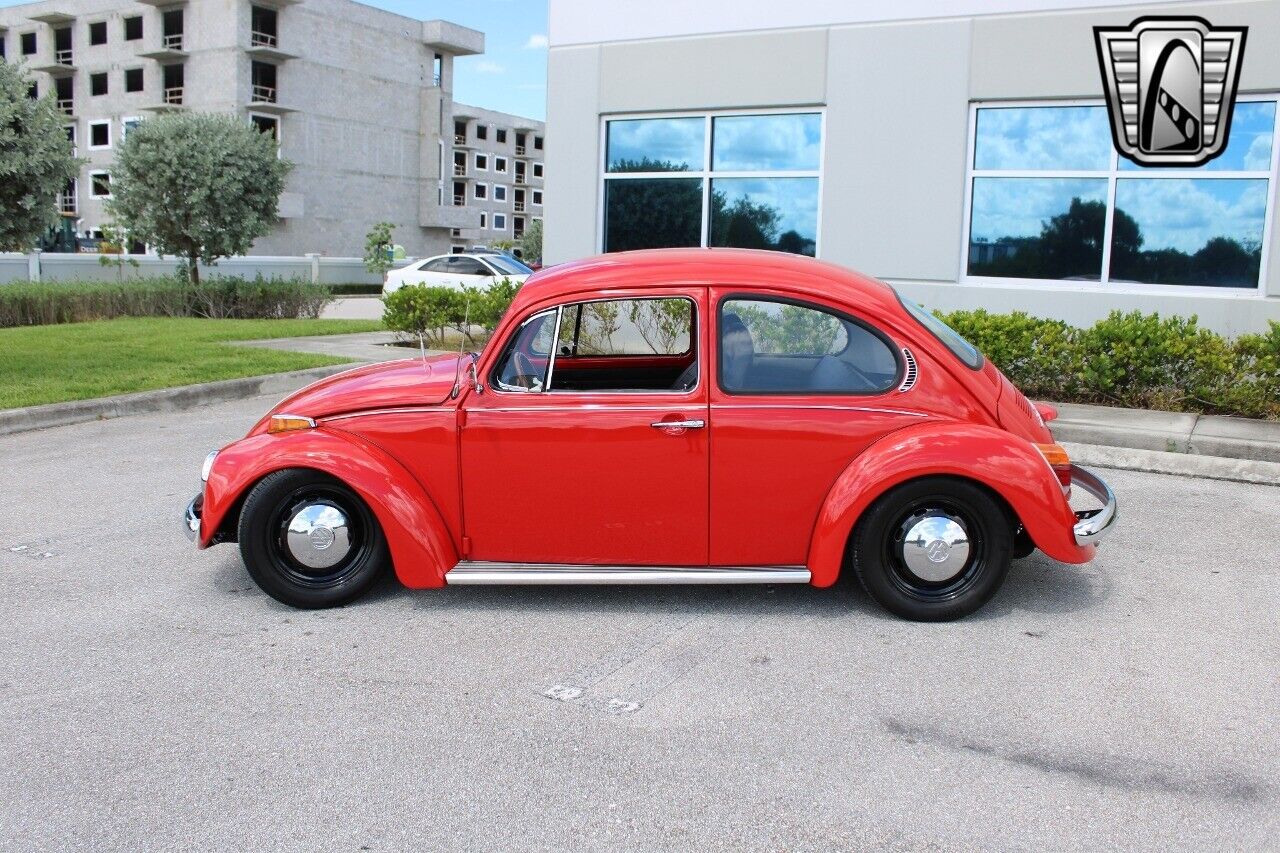 Volkswagen-Beetle-Classic-1974-4