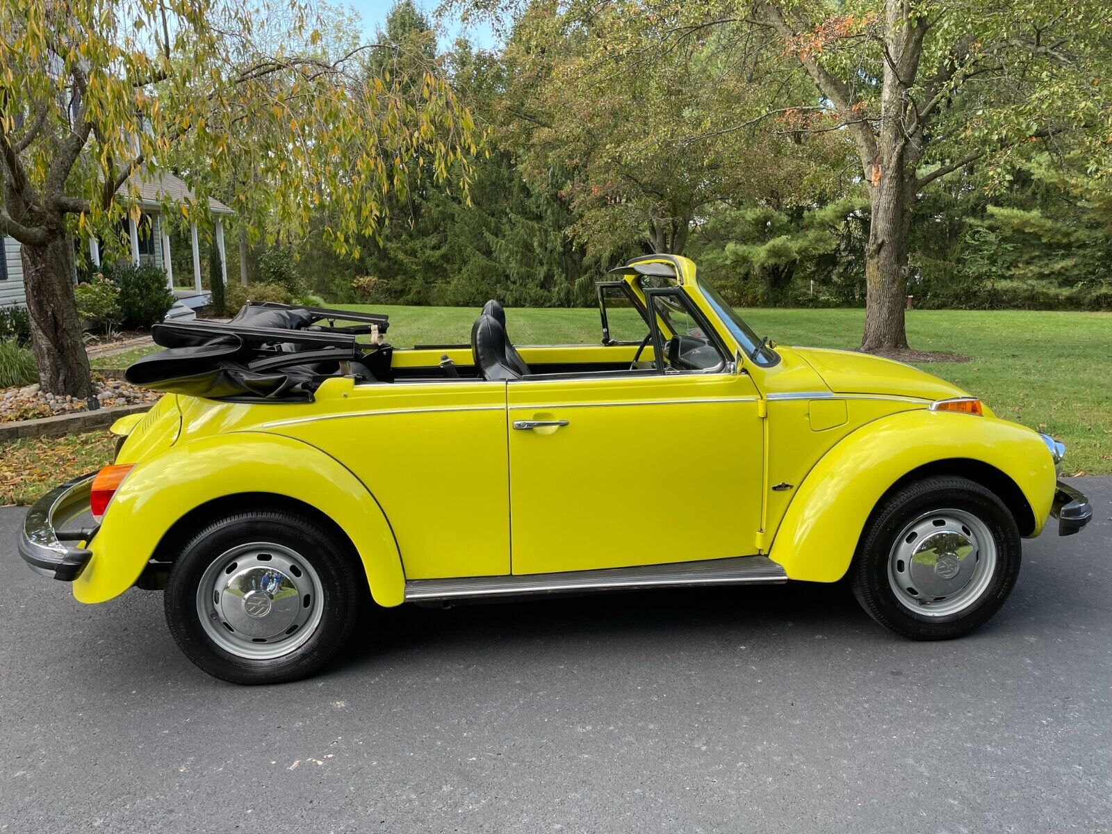 Volkswagen-Beetle-Classic-1975-14