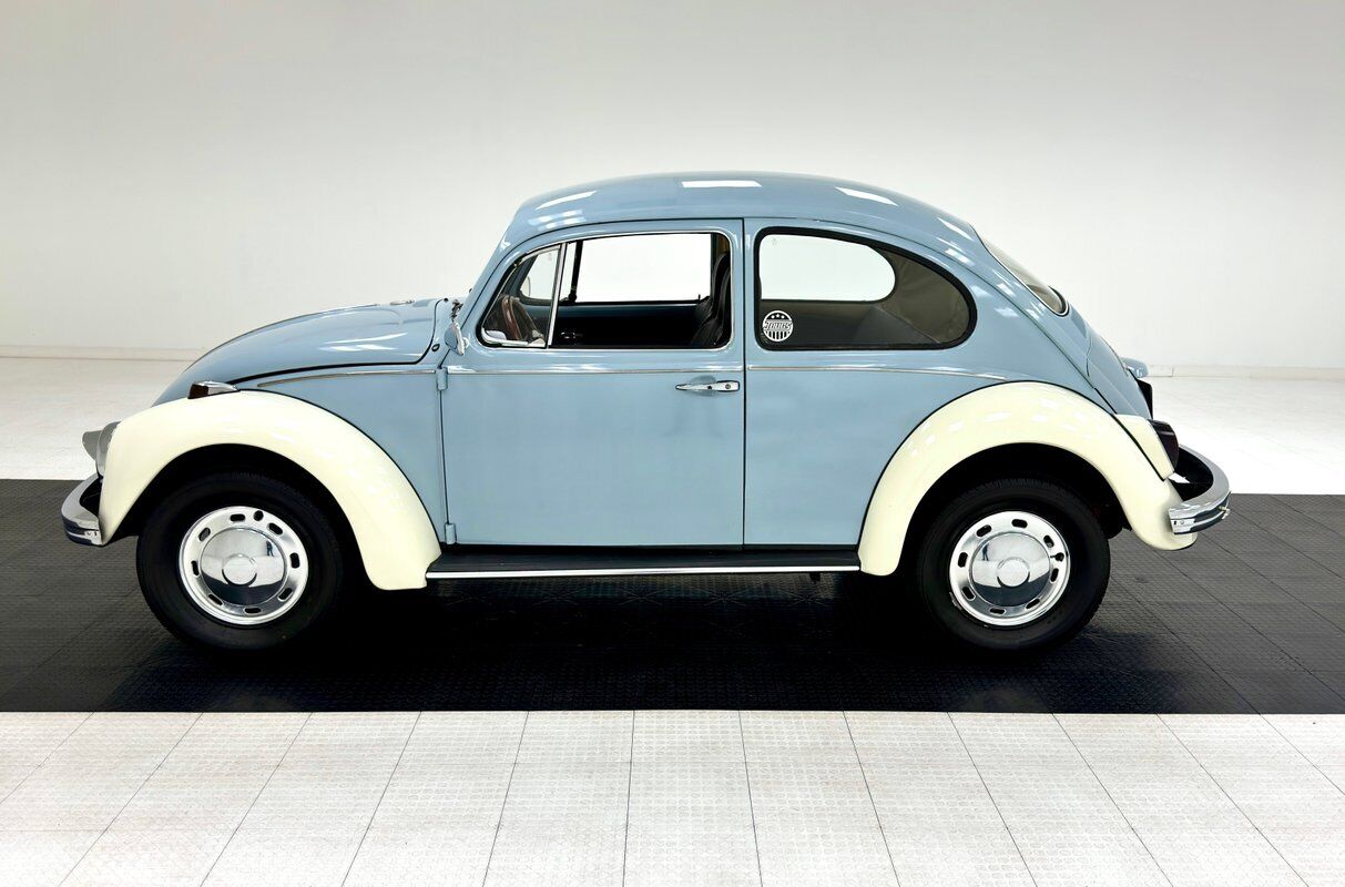 Volkswagen-Beetle-Classic-Coupe-1968-1