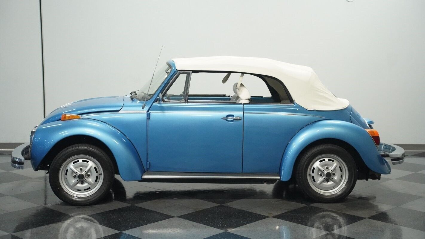 Volkswagen-Beetle-New-Cabriolet-1978-2