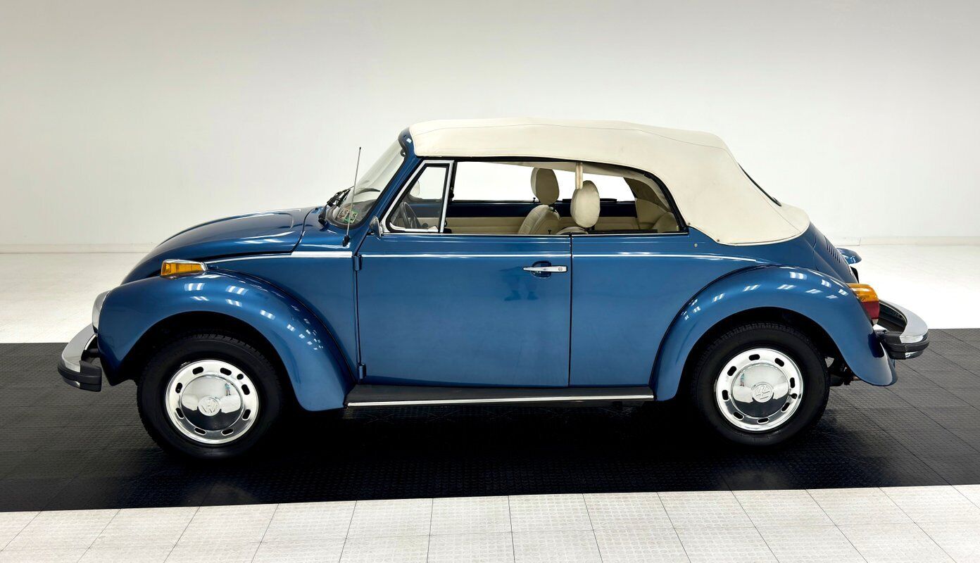 Volkswagen-Beetle-New-Cabriolet-1978-2