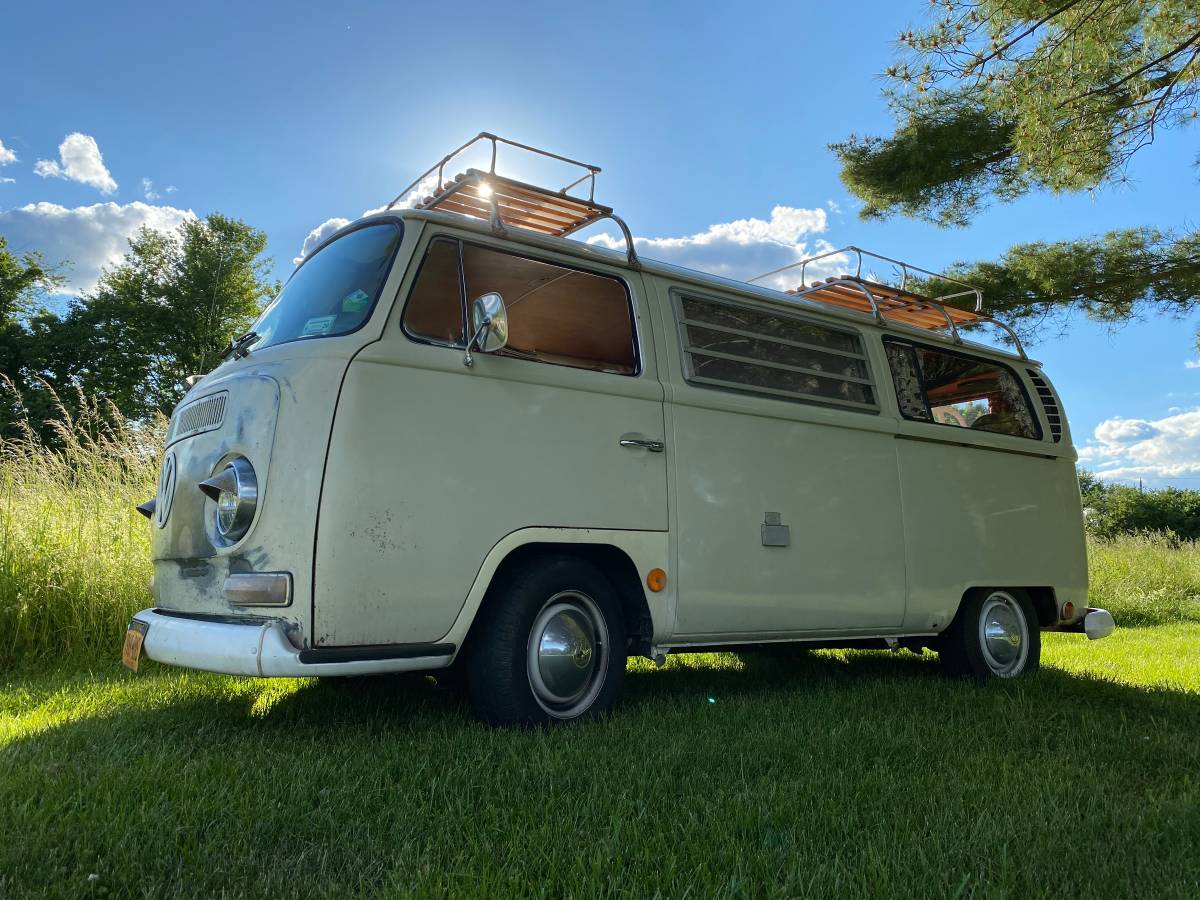 Volkswagen-Bus-1969-6