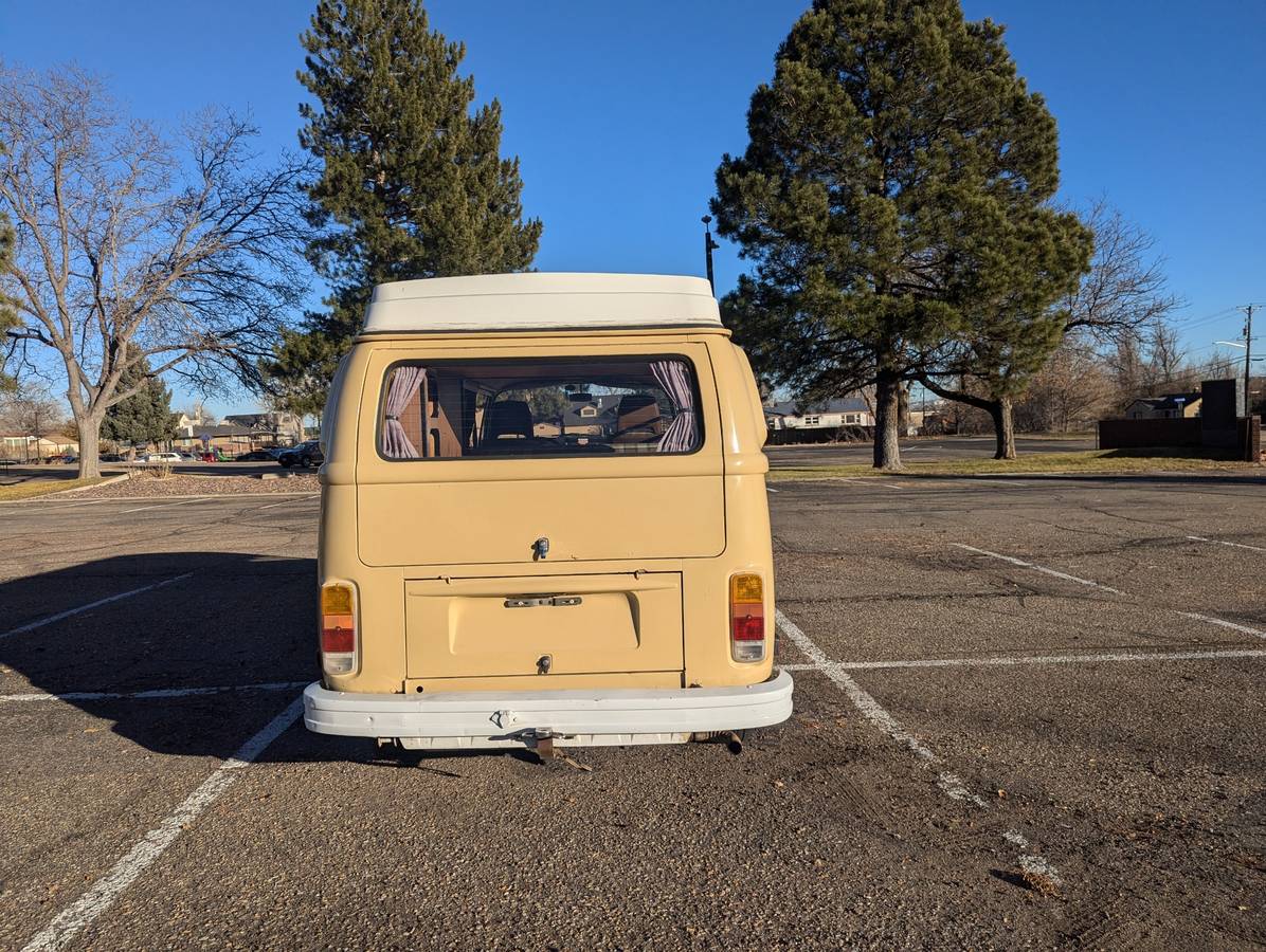 Volkswagen-Bus-1978-3