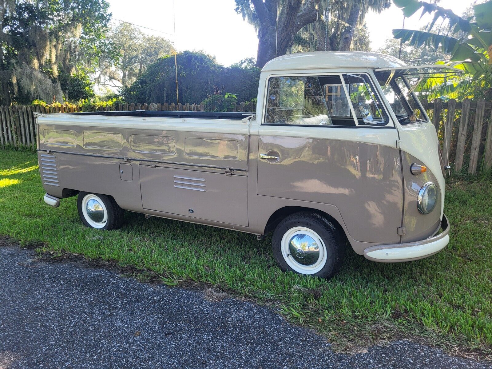 Volkswagen-BusVanagon-1957-10