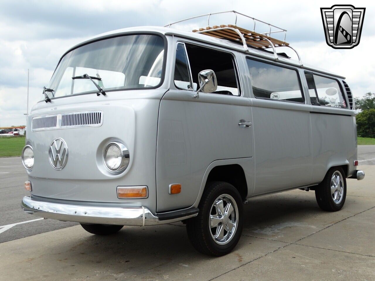 Volkswagen-BusVanagon-1971-3