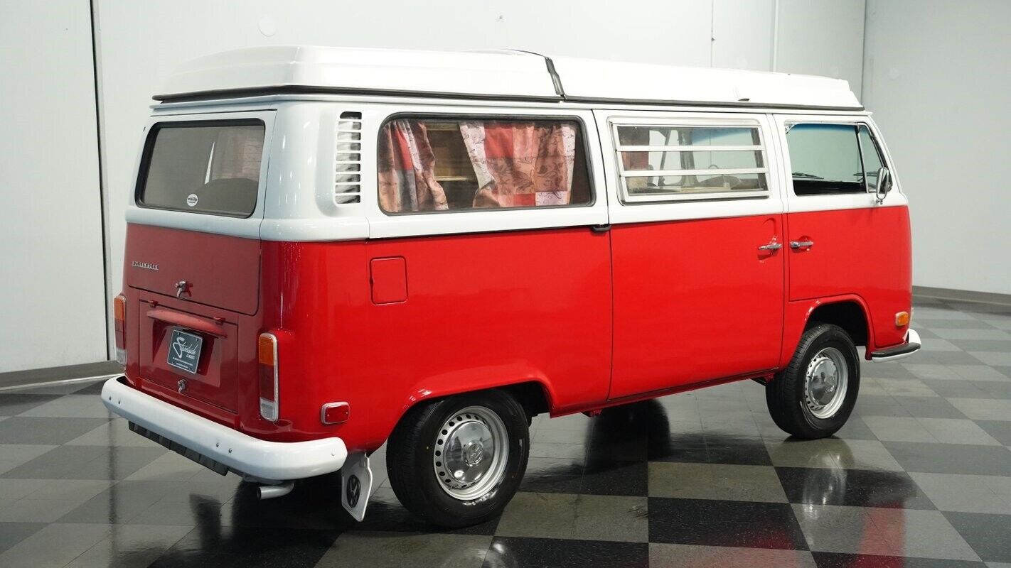 Volkswagen-BusVanagon-1972-10