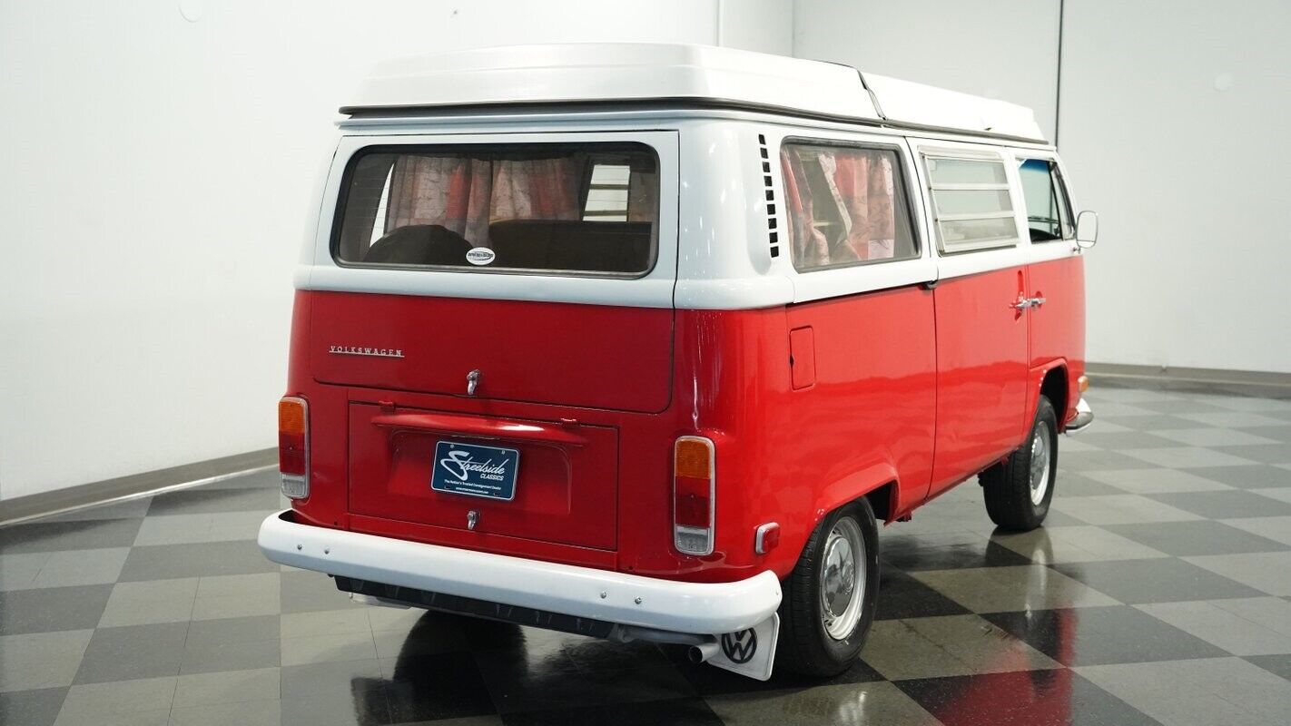 Volkswagen-BusVanagon-1972-9