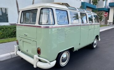 Volkswagen-BusVanagon-1973-10