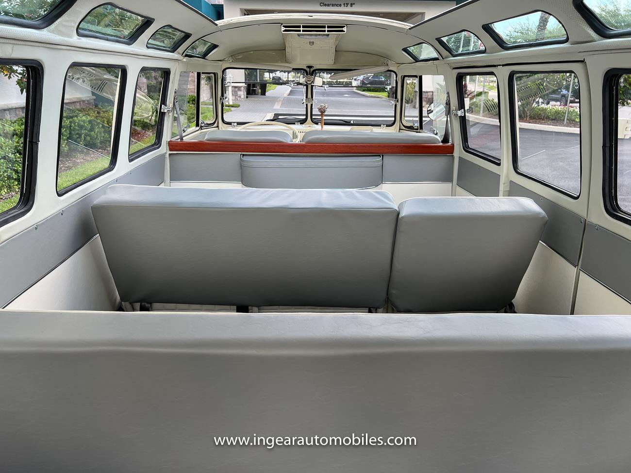 Volkswagen-BusVanagon-1973-38