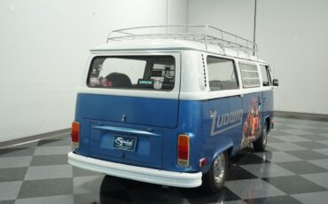 Volkswagen-BusVanagon-1974-10