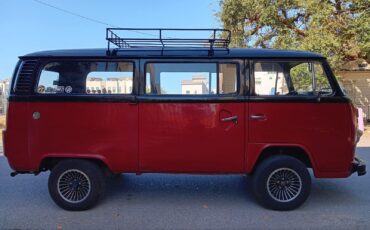 Volkswagen-BusVanagon-1974-3