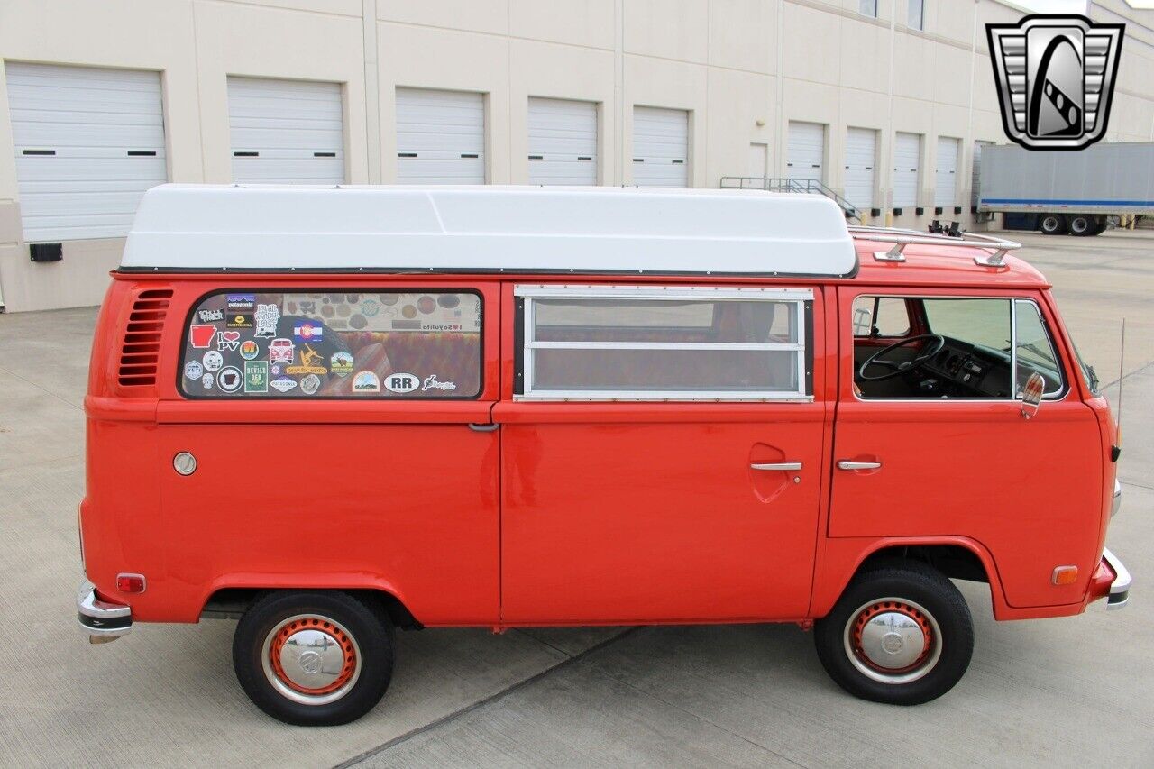 Volkswagen-BusVanagon-1974-6