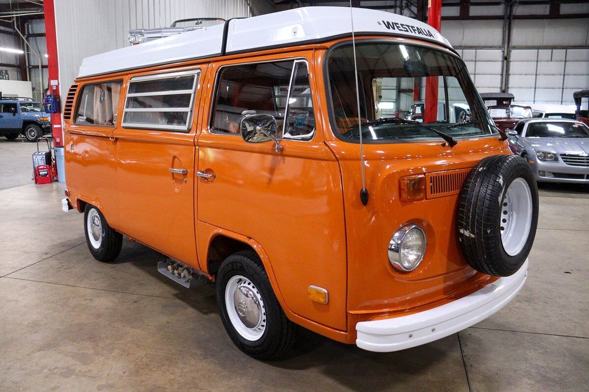 Volkswagen-BusVanagon-1975-10