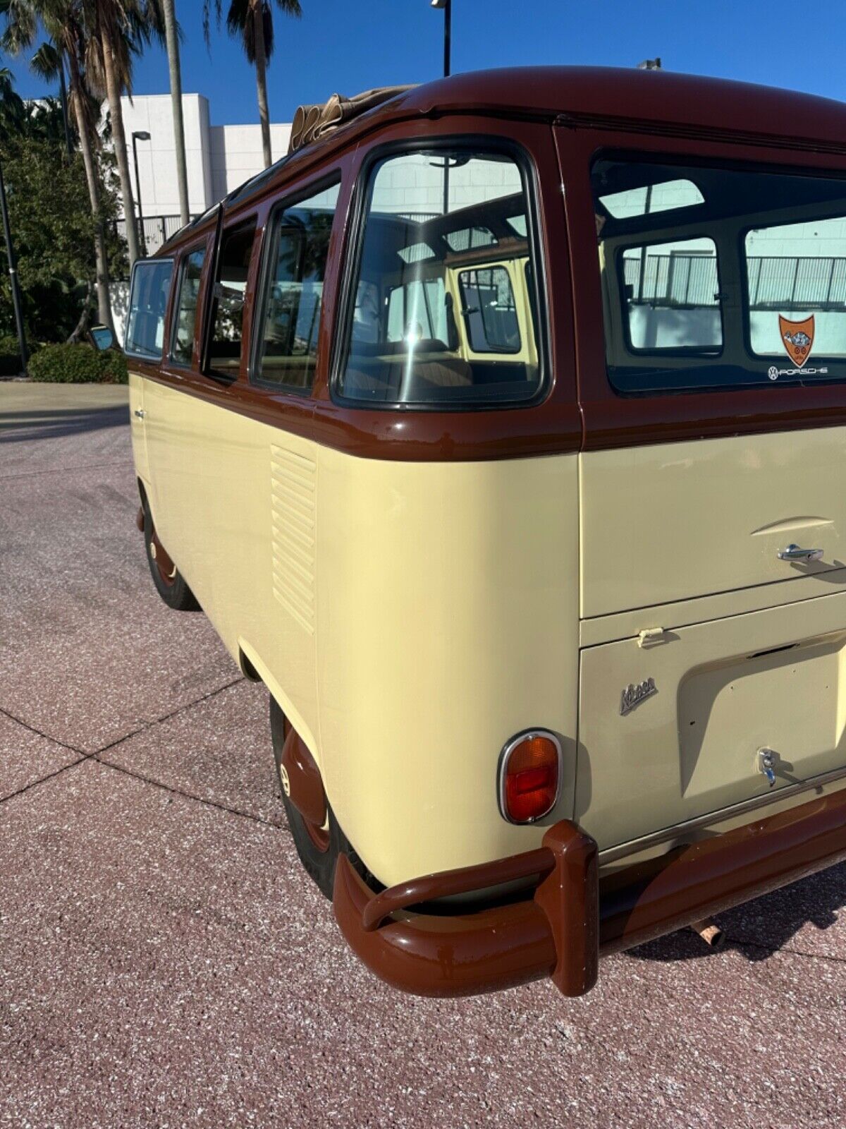 Volkswagen-BusVanagon-1975-4