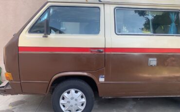 Volkswagen-BusVanagon-1982-13