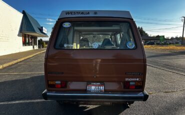 Volkswagen-BusVanagon-1982-3