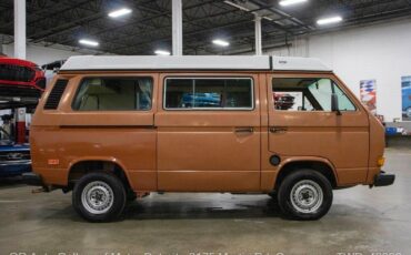 Volkswagen-BusVanagon-1984-7