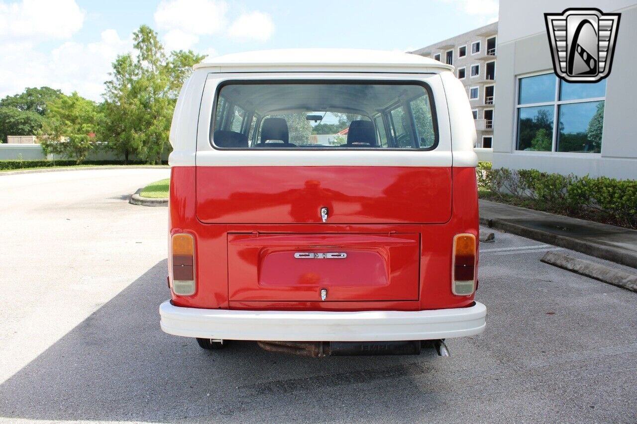 Volkswagen-BusVanagon-Cabriolet-1977-5