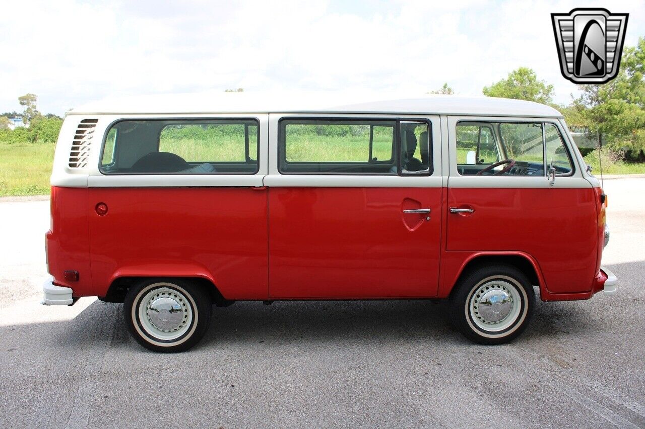 Volkswagen-BusVanagon-Cabriolet-1977-7