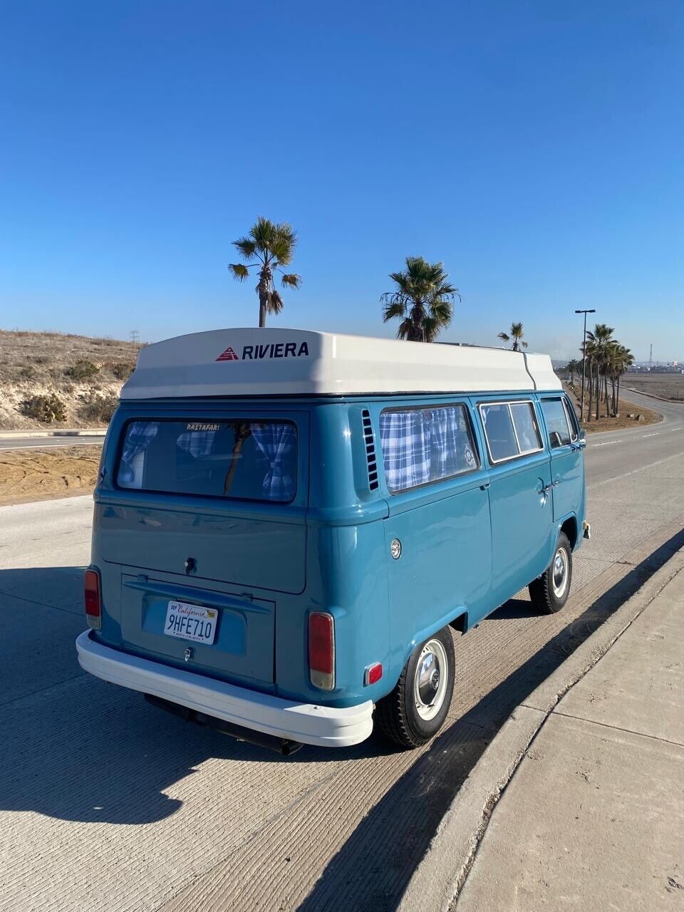 Volkswagen-BusVanagon-Van-1976-4