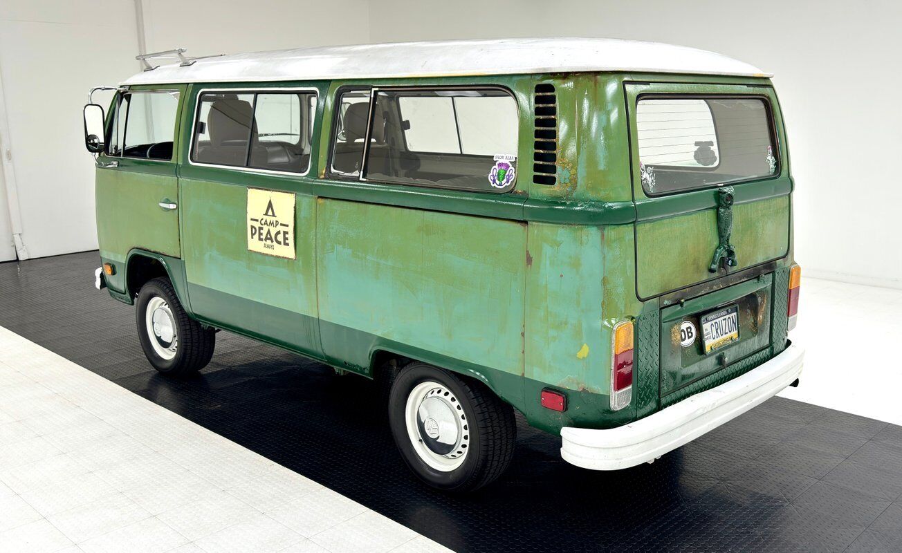 Volkswagen-BusVanagon-Van-1978-2