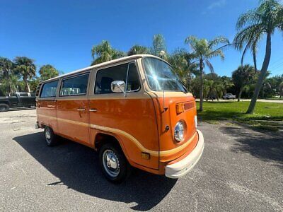 Volkswagen-BusVanagon-Van-1979-2