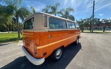 Volkswagen-BusVanagon-Van-1979-4