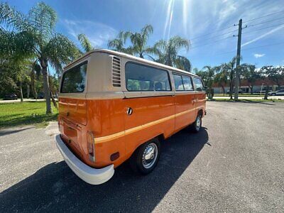 Volkswagen-BusVanagon-Van-1979-4