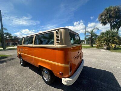 Volkswagen-BusVanagon-Van-1979-6