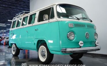 Volkswagen-BusVanagon-Van-1984-29