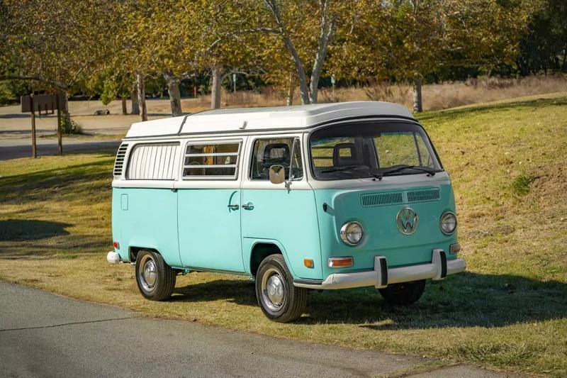 Volkswagen-Camper-1972-2