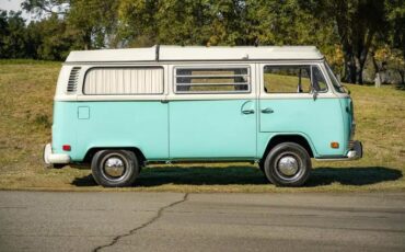 Volkswagen-Camper-1972-5