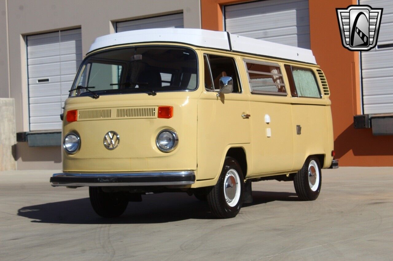 Volkswagen-Camper-1978-2