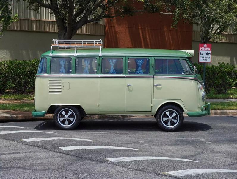 Volkswagen-KOMBI-1972-1