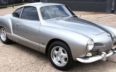 Volkswagen-Karmann-Ghia-Coupe-1965-37