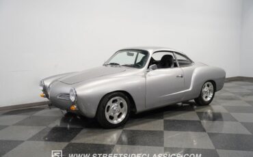 Volkswagen-Karmann-Ghia-Coupe-1966-5