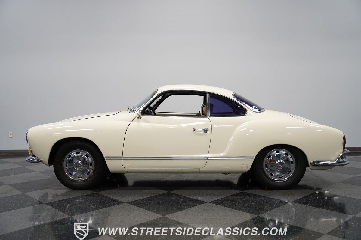 Volkswagen-Karmann-Ghia-Coupe-1966-6