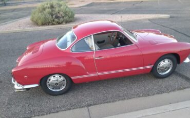 Volkswagen-Karmann-Ghia-Coupe-1969-2