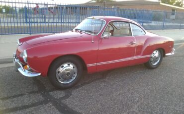 Volkswagen-Karmann-Ghia-Coupe-1969-8